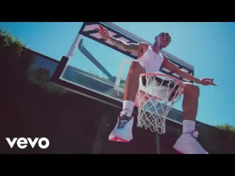 Video: Tone Stith - Light Flex